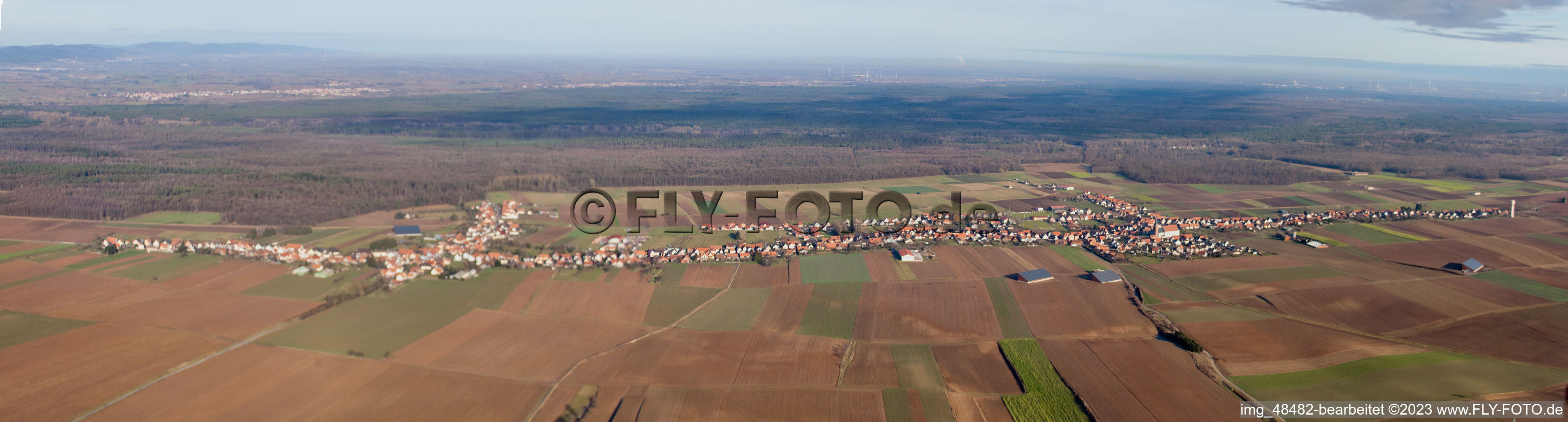 Luftaufnahme von Panorama in Schleithal im Bundesland Bas-Rhin, Frankreich