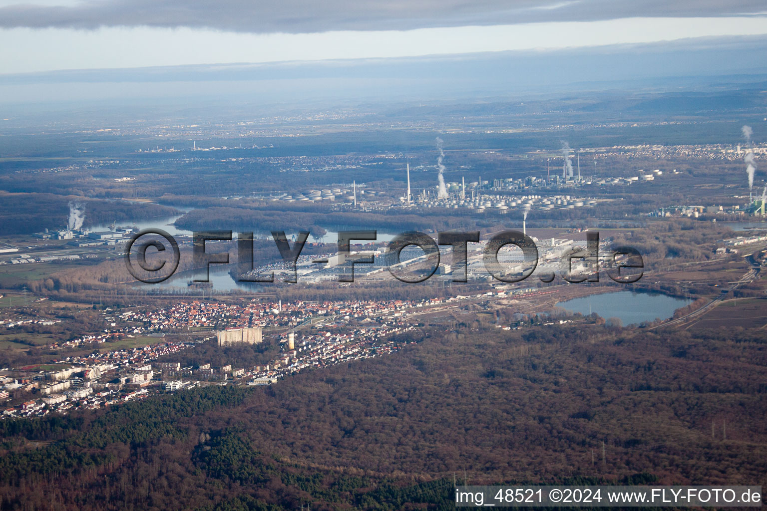 Luftaufnahme von Von Südwesten in Wörth am Rhein im Bundesland Rheinland-Pfalz, Deutschland