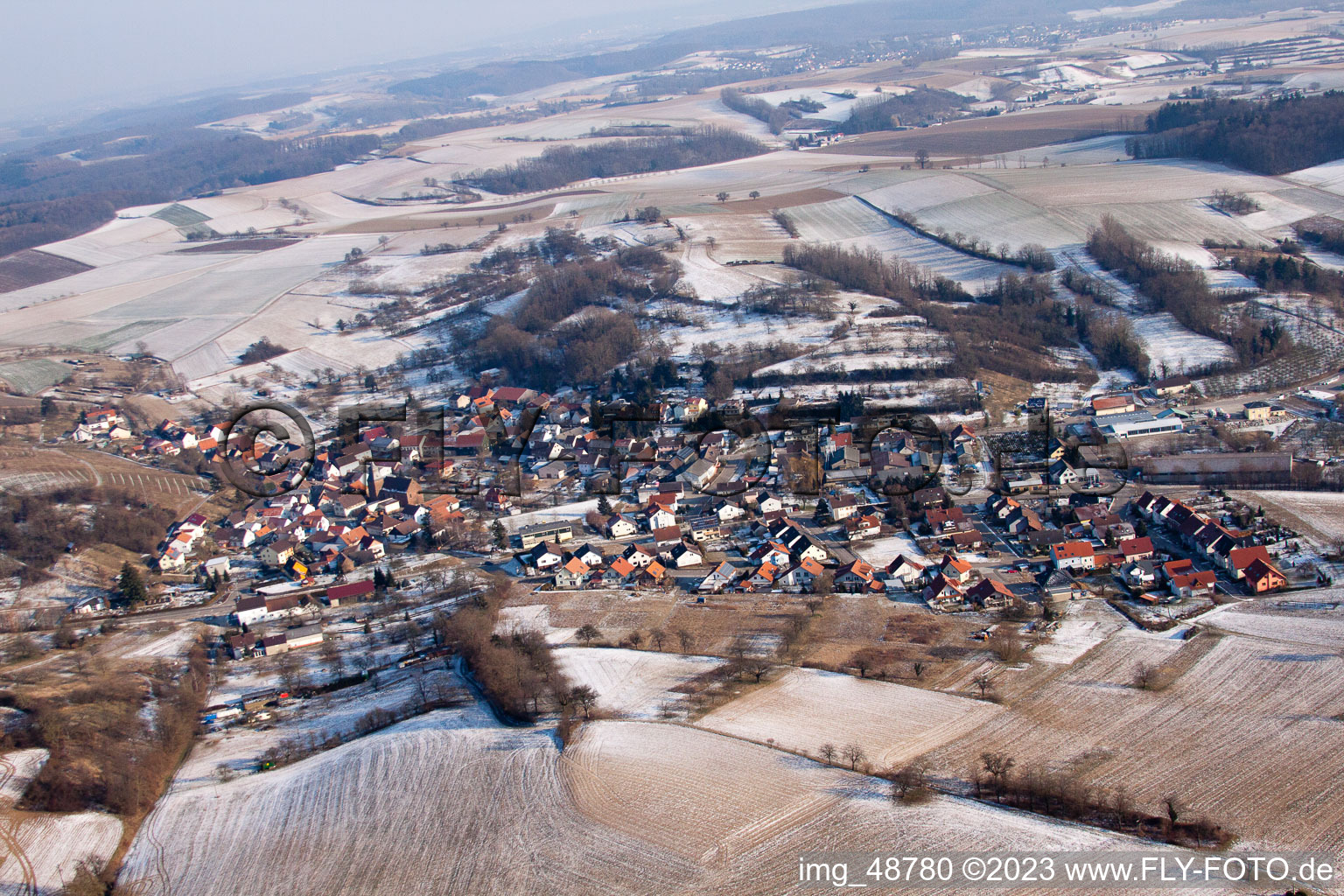 Luftaufnahme von Neuenbürg im Bundesland Baden-Württemberg, Deutschland