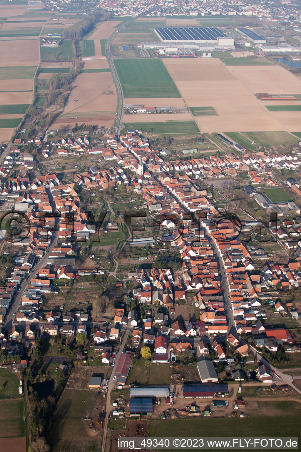 Luftaufnahme von Knittelsheim im Bundesland Rheinland-Pfalz, Deutschland