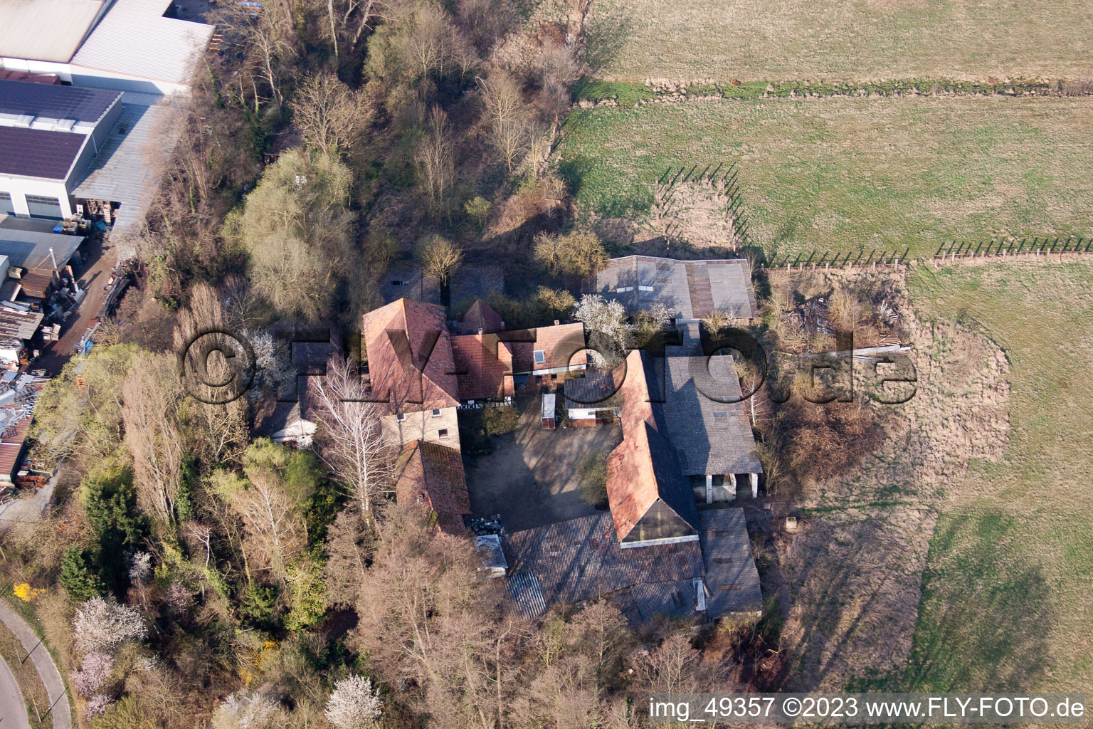 Luftaufnahme von Minderslachen, Bartelsmühle in Kandel im Bundesland Rheinland-Pfalz, Deutschland