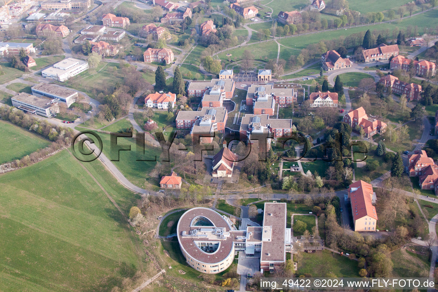 Klinikgelände des Psychiatrischen Zentrum Nordbaden in Wiesloch im Ortsteil Altwiesloch im Bundesland Baden-Württemberg, Deutschland von oben gesehen