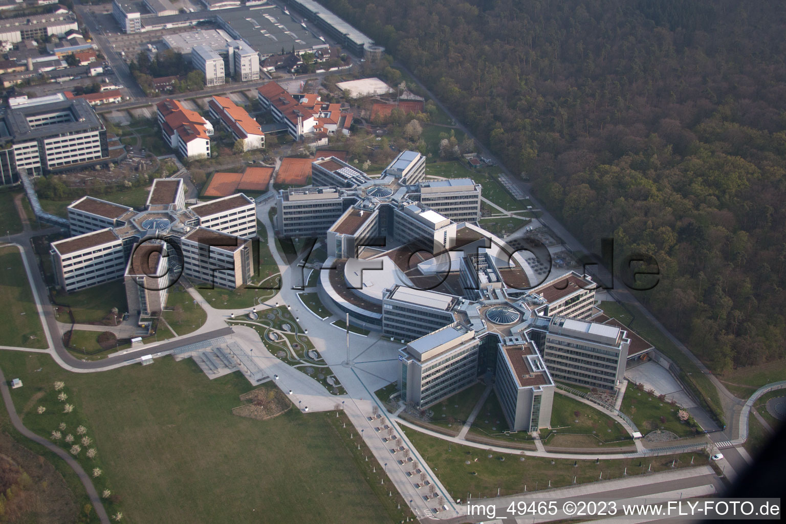 Walldorf, Industriegebiet, SAP AG im Bundesland Baden-Württemberg, Deutschland aus der Vogelperspektive