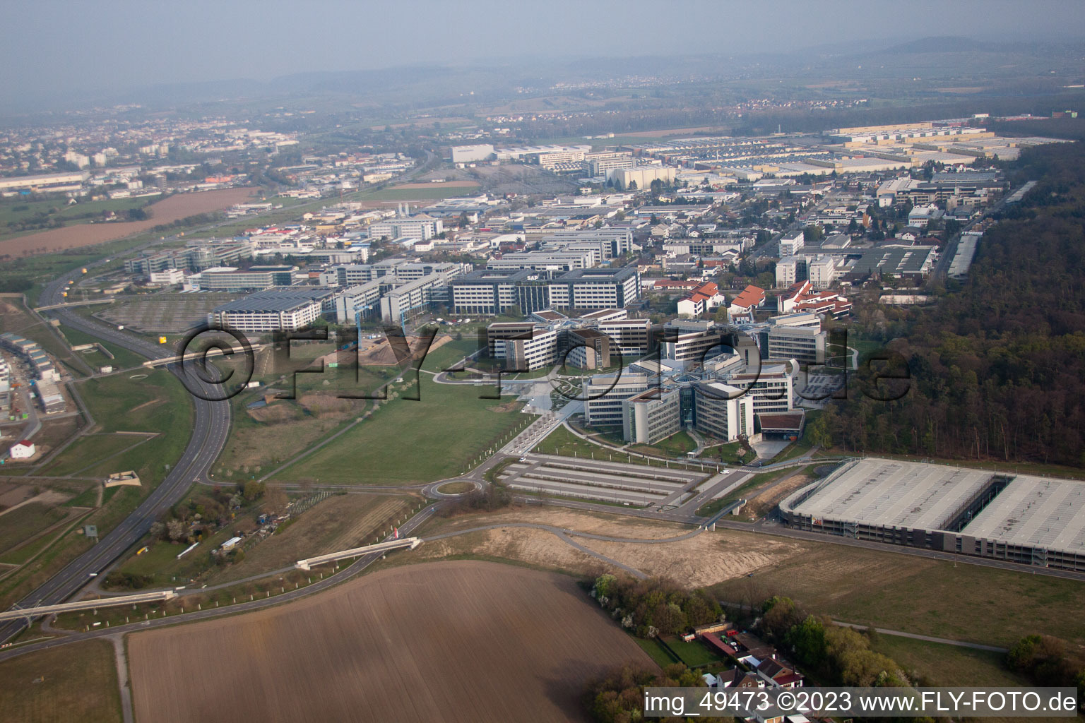 Walldorf, Industriegebiet, SAP AG im Bundesland Baden-Württemberg, Deutschland aus der Luft betrachtet