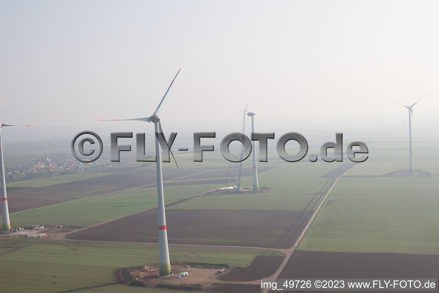 Gabsheim, Windkraftanlagenbaustelle im Bundesland Rheinland-Pfalz, Deutschland
