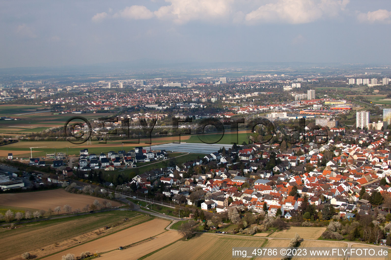 Ortsteil Marienborn in Mainz im Bundesland Rheinland-Pfalz, Deutschland vom Flugzeug aus