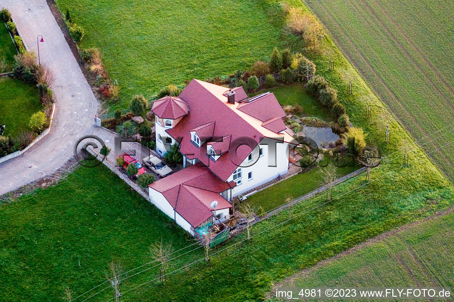 Freckenfeld im Bundesland Rheinland-Pfalz, Deutschland von einer Drohne aus