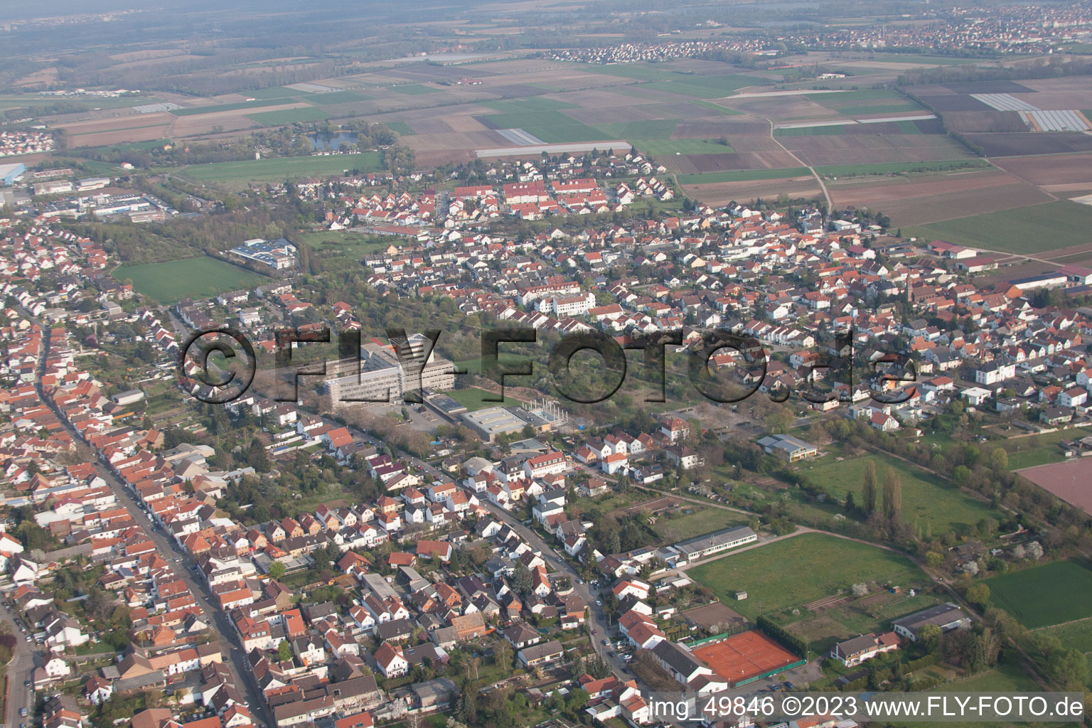 Luftbild von Nelly-Sachs-IGS im Ortsteil Horchheim in Worms im Bundesland Rheinland-Pfalz, Deutschland