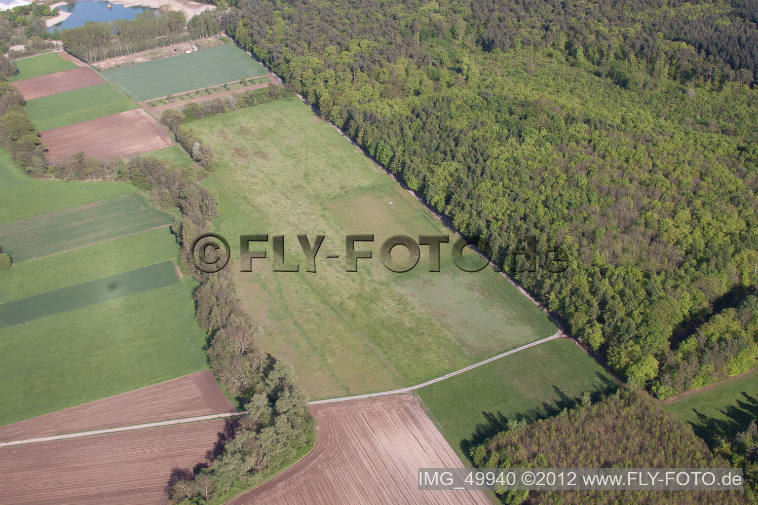 Luftaufnahme von Modellflugplatz des MSC Rülzheim von Nordwesten im Bundesland Rheinland-Pfalz, Deutschland