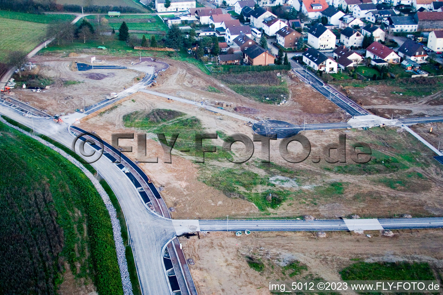 Kandel, Neubaugebiet Am Höhenweg im Bundesland Rheinland-Pfalz, Deutschland von oben gesehen