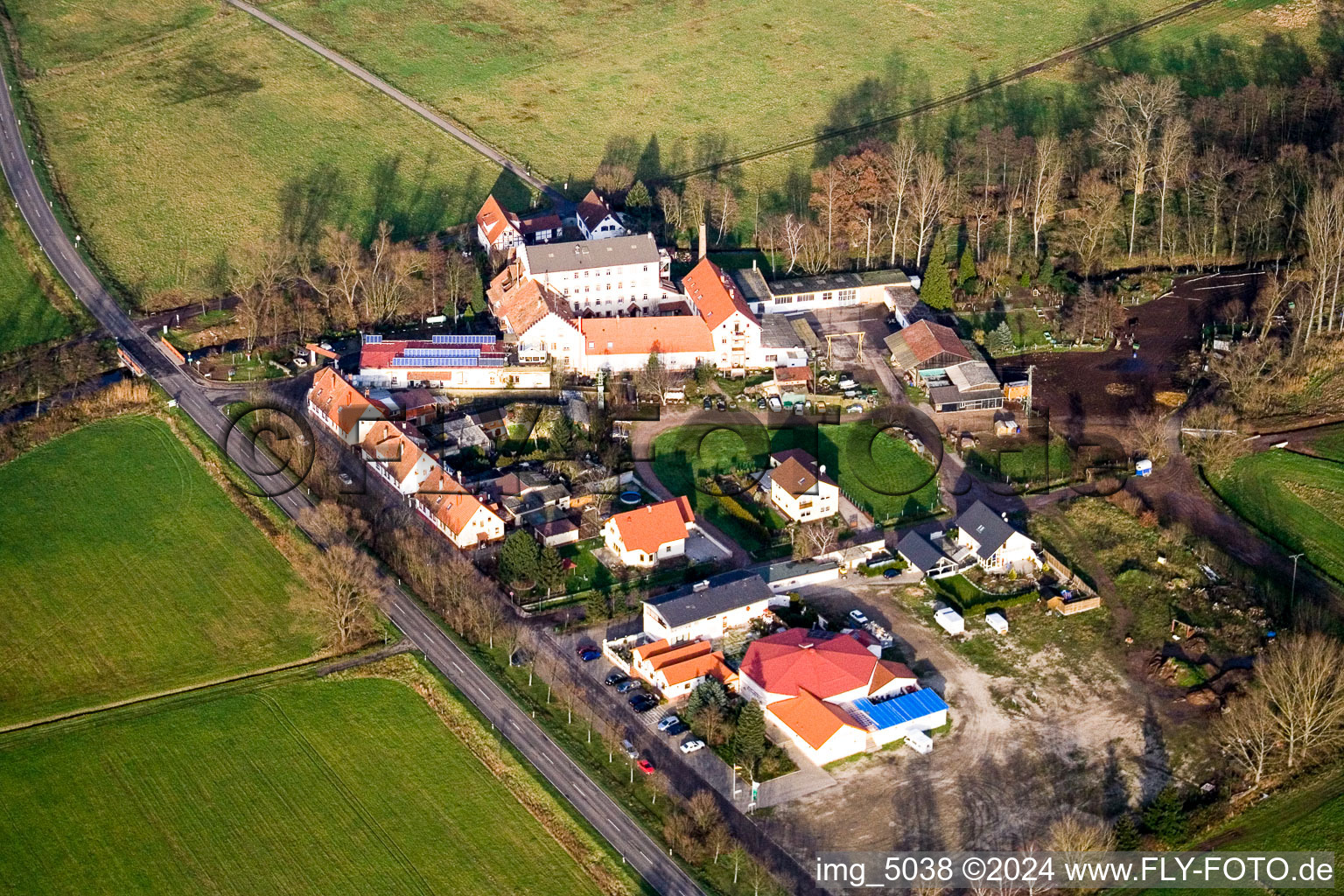 Luftaufnahme von Fuchsmühle in Offenbach an der Queich im Bundesland Rheinland-Pfalz, Deutschland