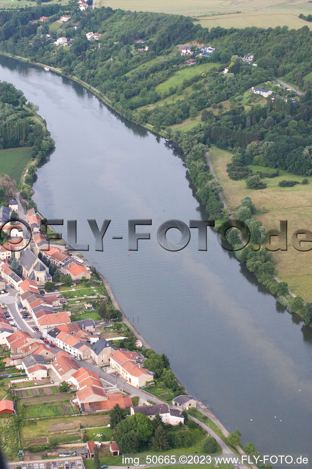 Rettel im Bundesland Moselle, Frankreich aus der Vogelperspektive