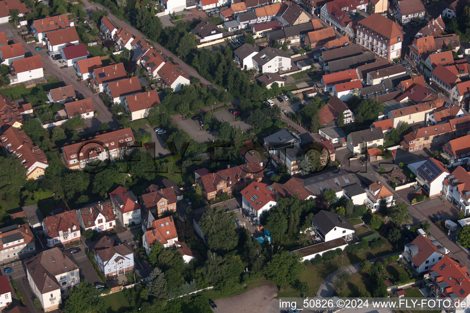 Luftaufnahme von Bismarckstr in Kandel im Bundesland Rheinland-Pfalz, Deutschland