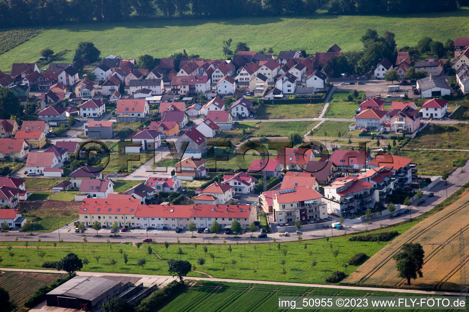 Schrägluftbild von Kandel im Bundesland Rheinland-Pfalz, Deutschland