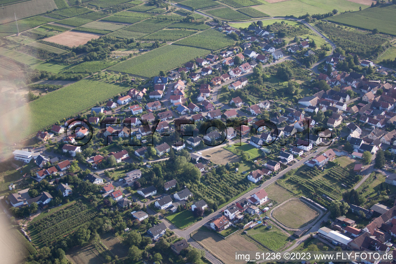 Oberotterbach im Bundesland Rheinland-Pfalz, Deutschland aus der Vogelperspektive