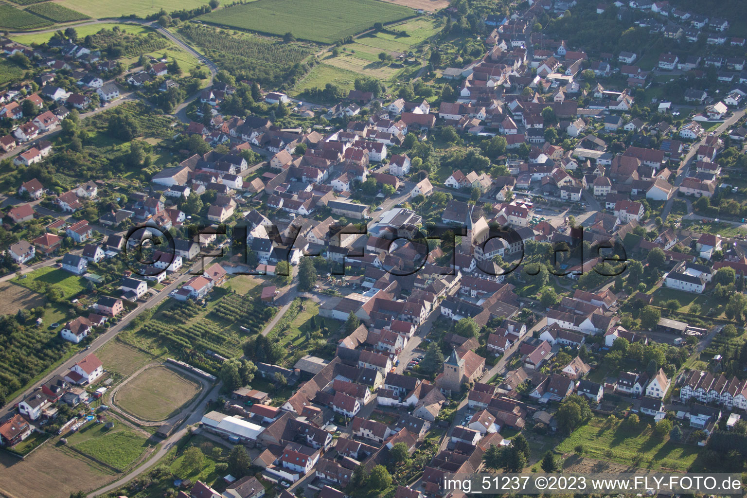 Oberotterbach im Bundesland Rheinland-Pfalz, Deutschland aus der Luft betrachtet
