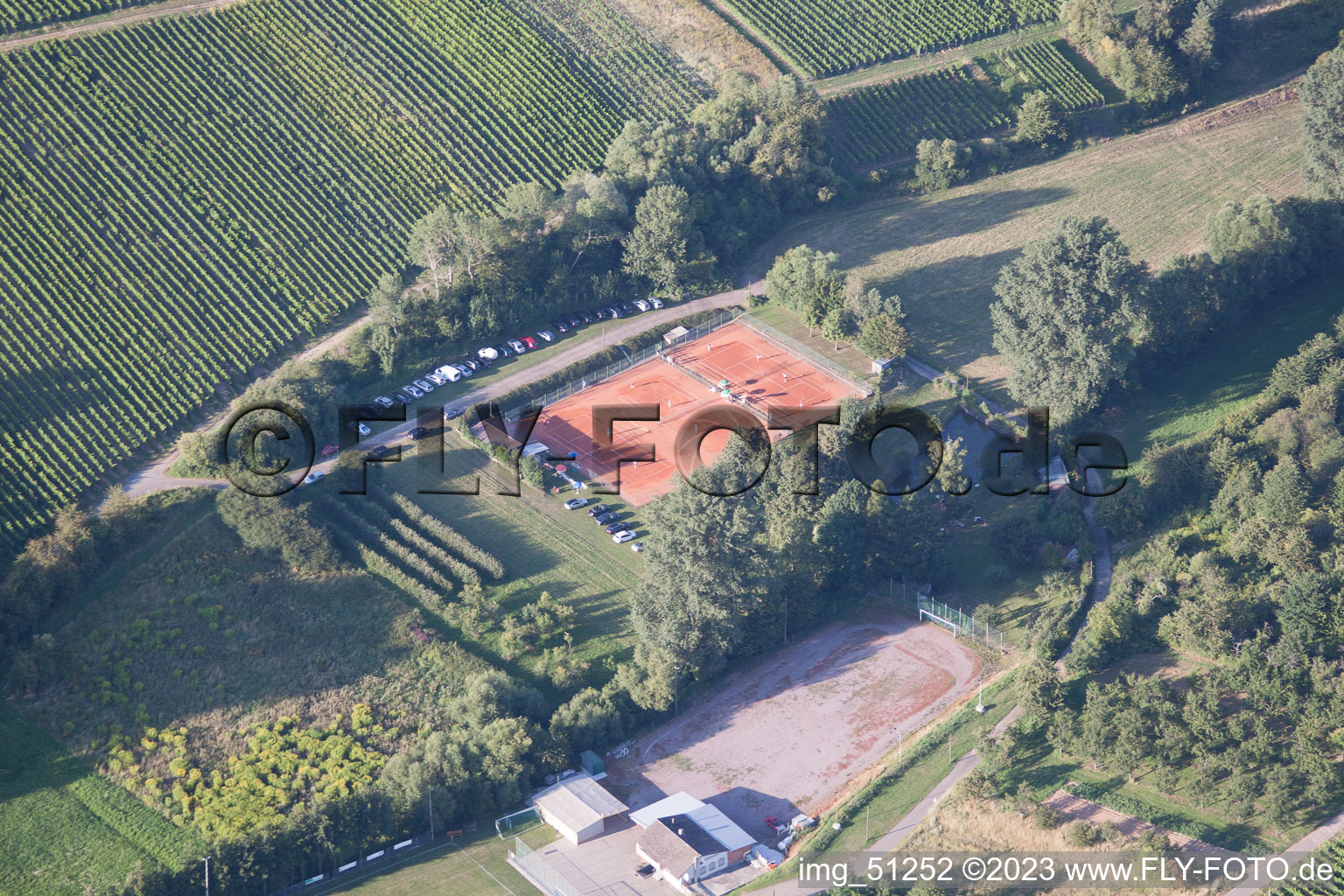 Luftbild von Oberotterbach, Tennisclub im Bundesland Rheinland-Pfalz, Deutschland