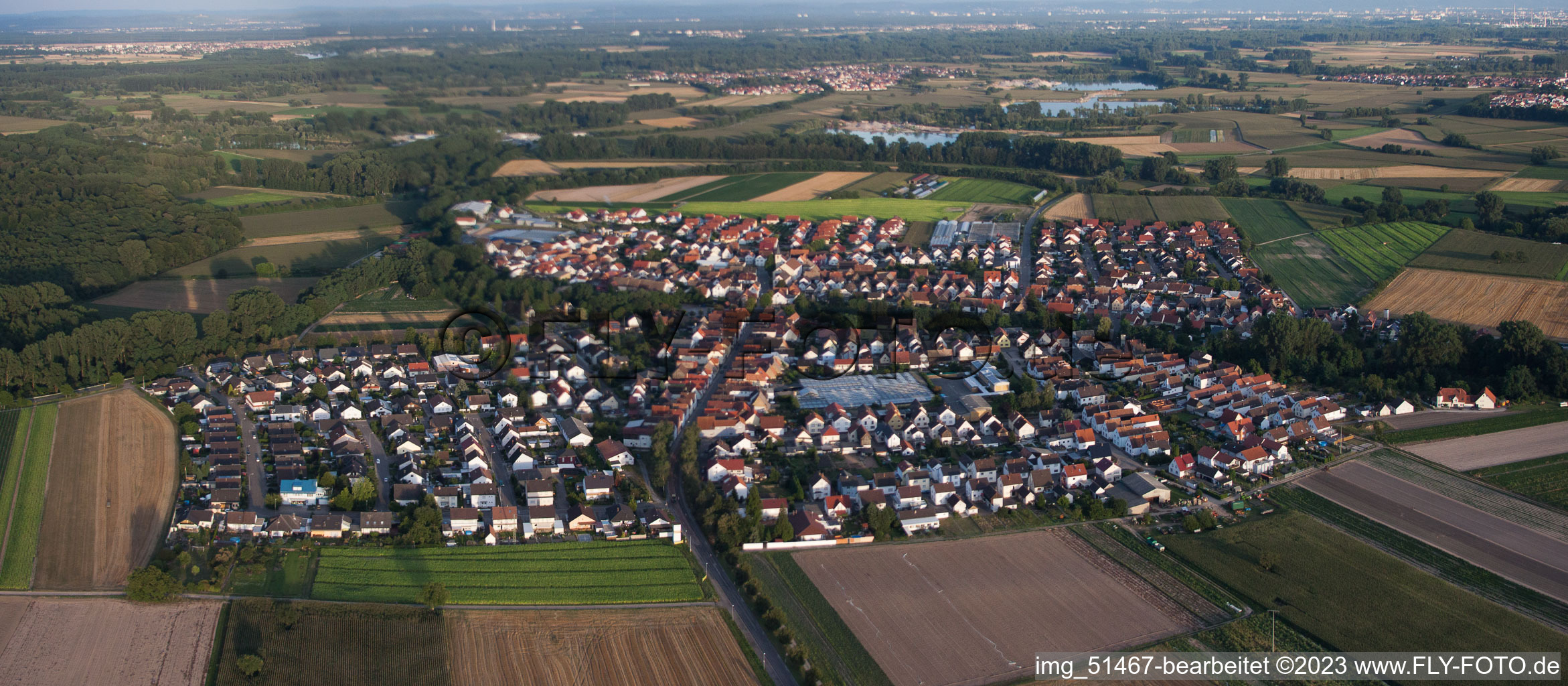 Rülzheim im Bundesland Rheinland-Pfalz, Deutschland aus der Vogelperspektive