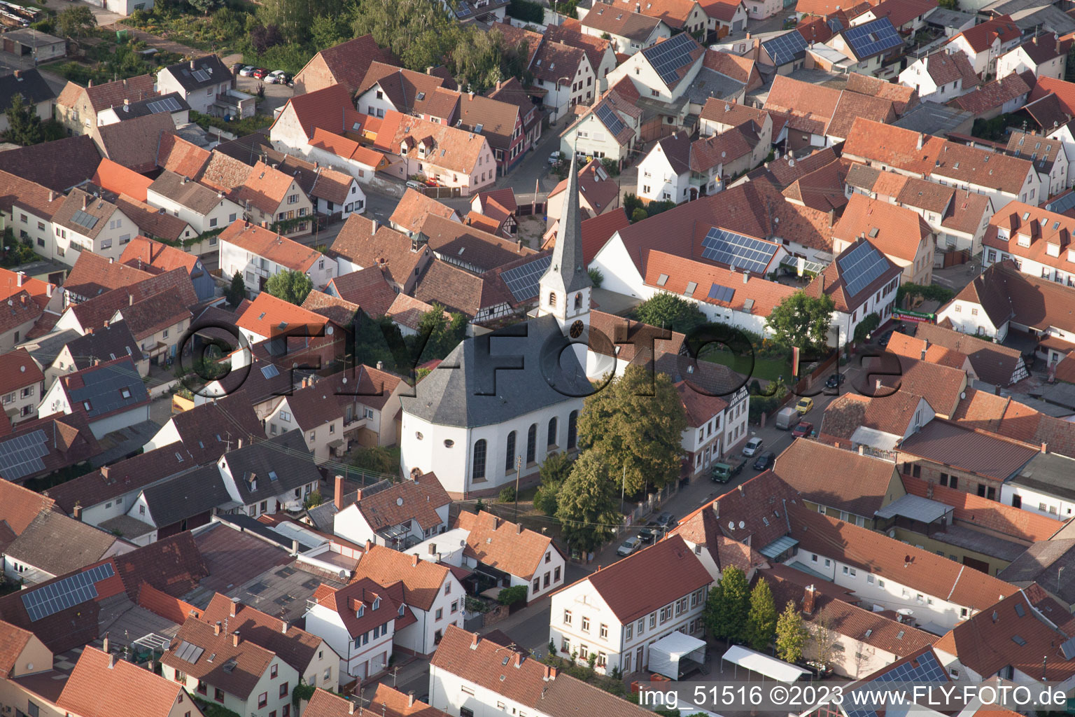 Hochstadt im Bundesland Rheinland-Pfalz, Deutschland aus der Drohnenperspektive