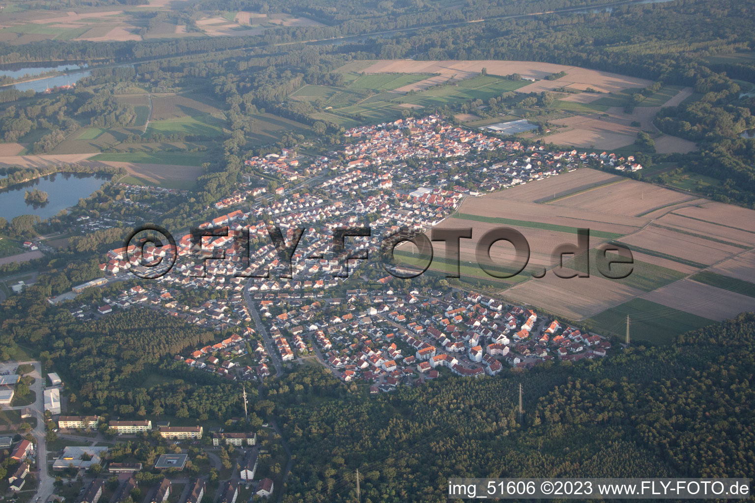 Ortsteil Sondernheim in Germersheim im Bundesland Rheinland-Pfalz, Deutschland von oben