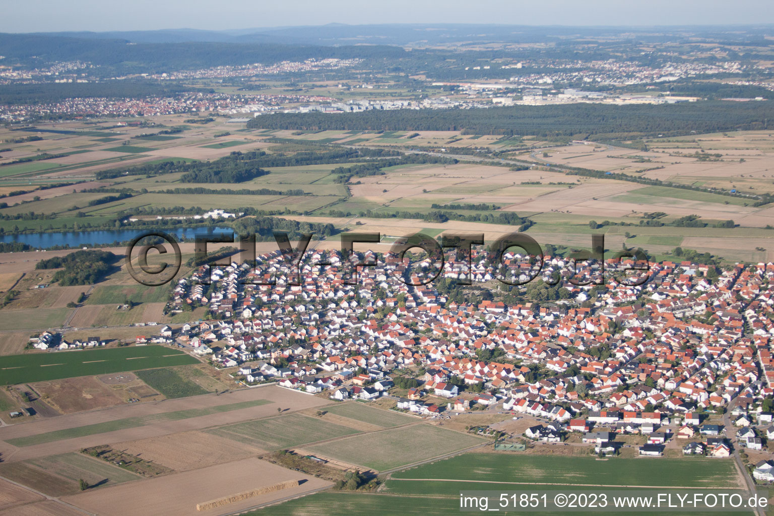 Ortsteil Sankt Leon in St. Leon-Rot im Bundesland Baden-Württemberg, Deutschland vom Flugzeug aus