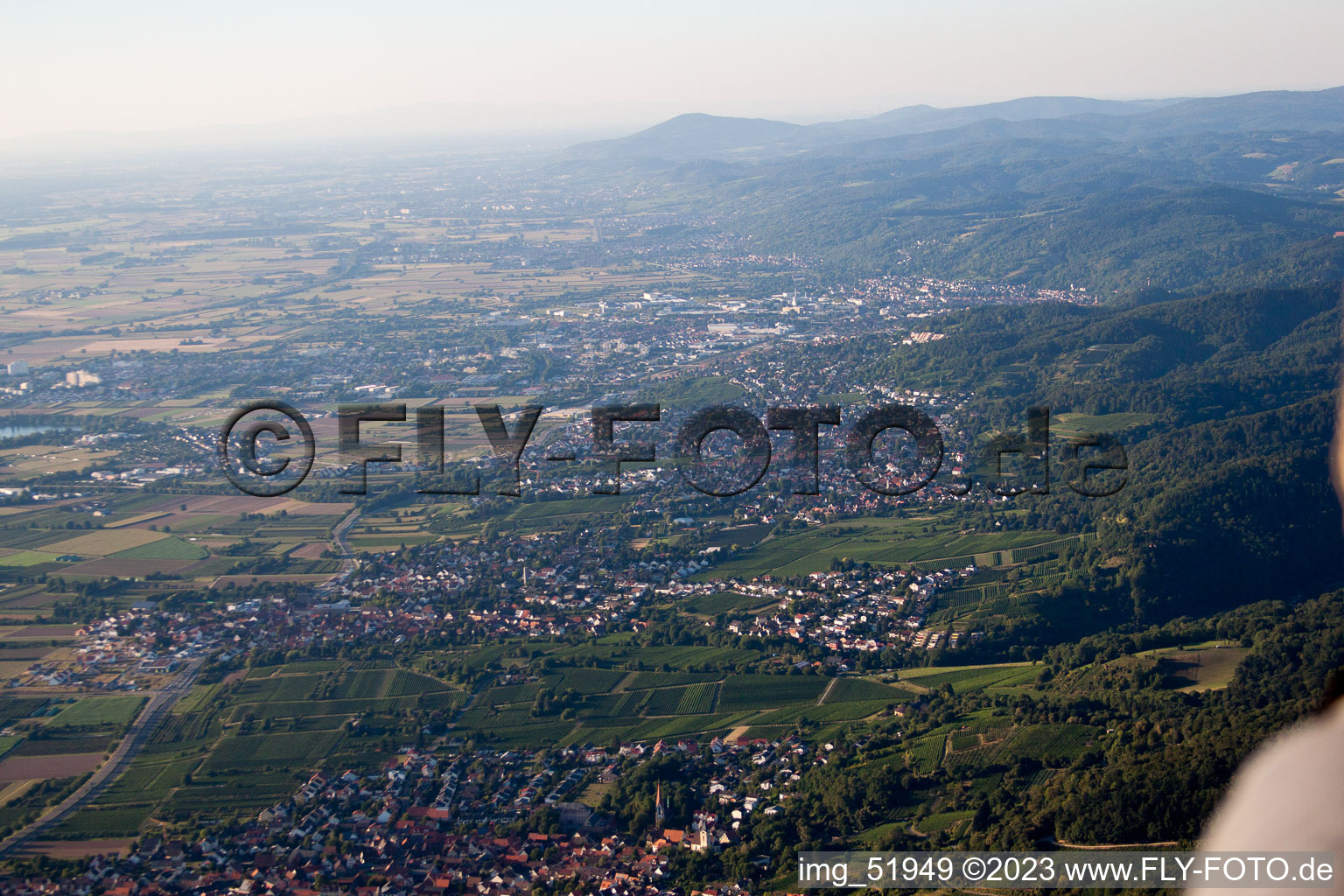 Schriesheim im Bundesland Baden-Württemberg, Deutschland von der Drohne aus gesehen