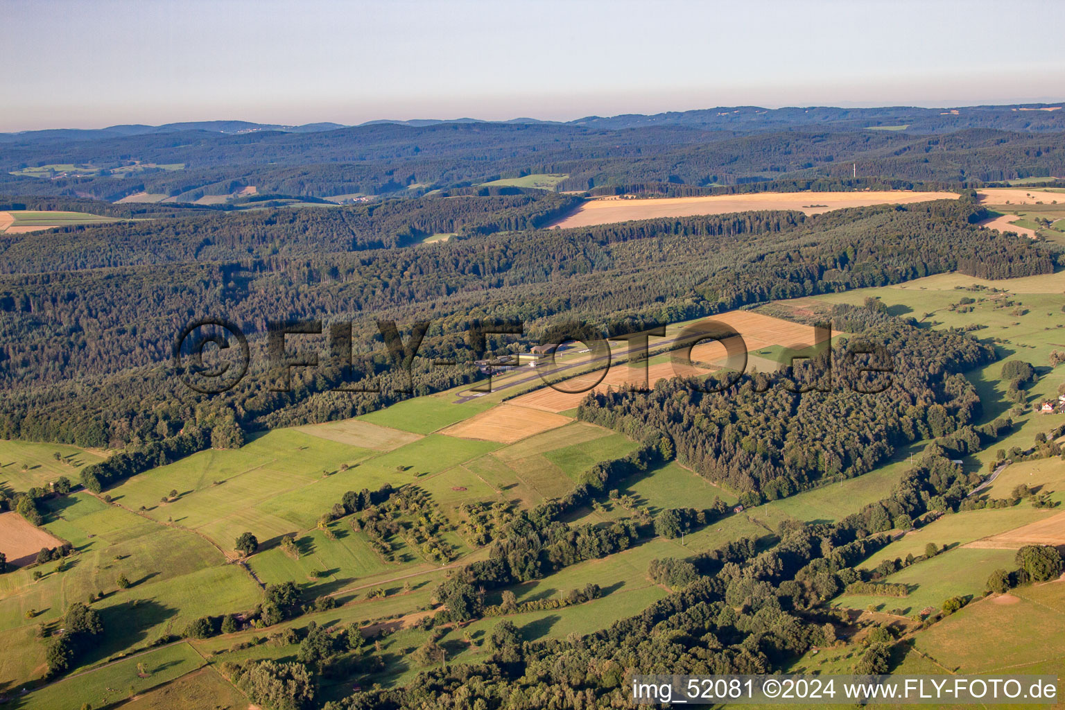 Luftbild von Flugplatz im Ortsteil Steinbuch in Michelstadt im Bundesland Hessen, Deutschland