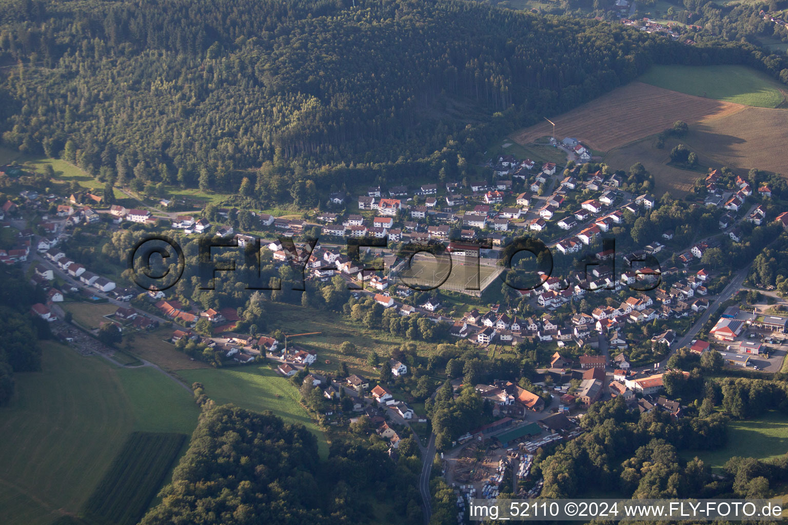 Drohnenbild von Ortsteil Affolterbach in Wald-Michelbach im Bundesland Hessen, Deutschland