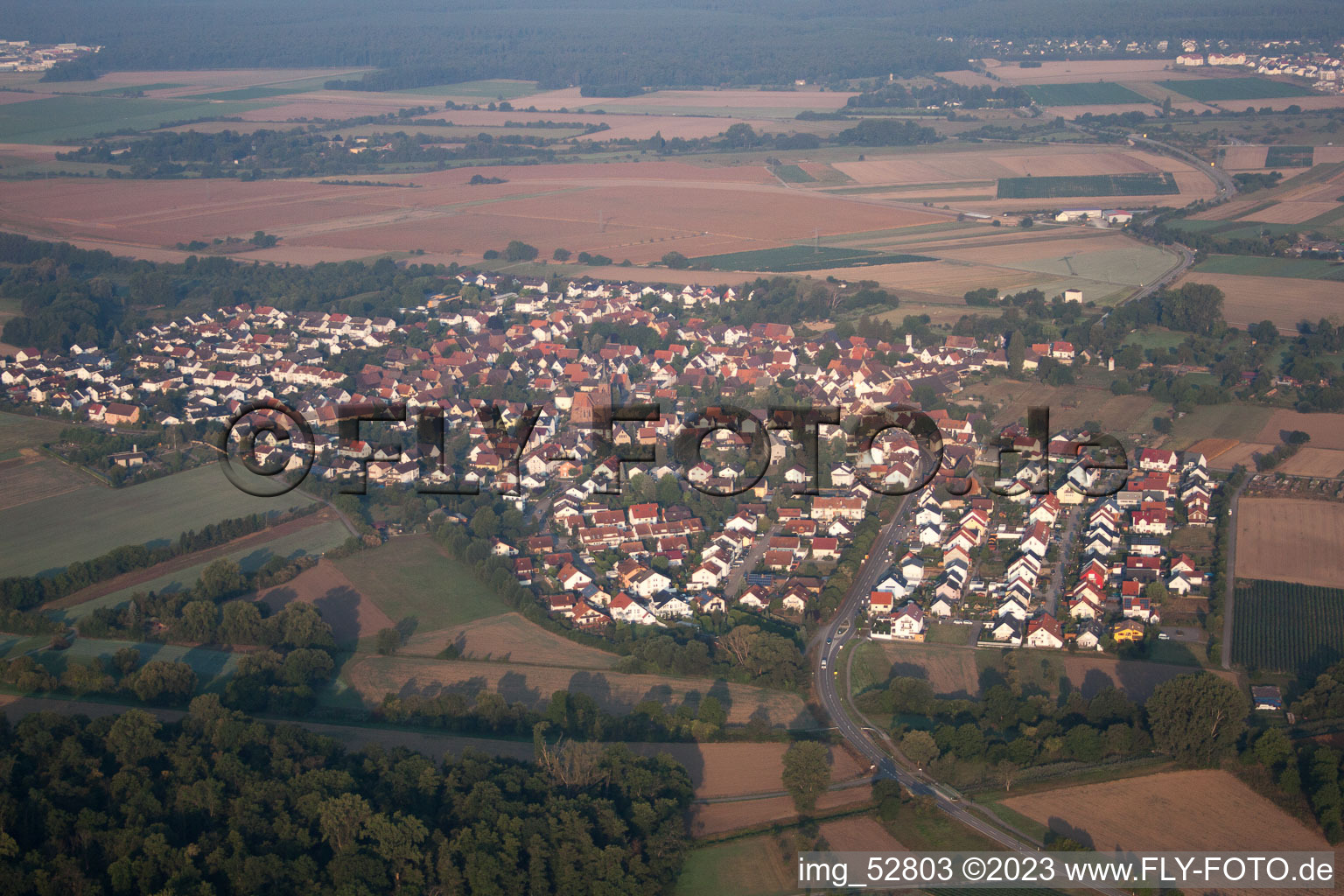 Ortsteil Staffort in Stutensee im Bundesland Baden-Württemberg, Deutschland von der Drohne aus gesehen