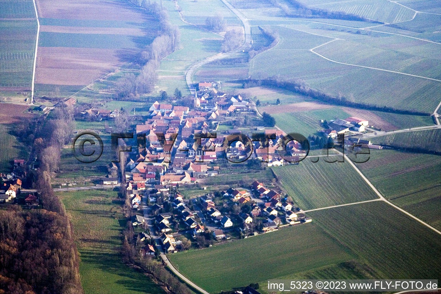 Luftbild von Heuchelheim von Westen in Klingenmünster im Bundesland Rheinland-Pfalz, Deutschland