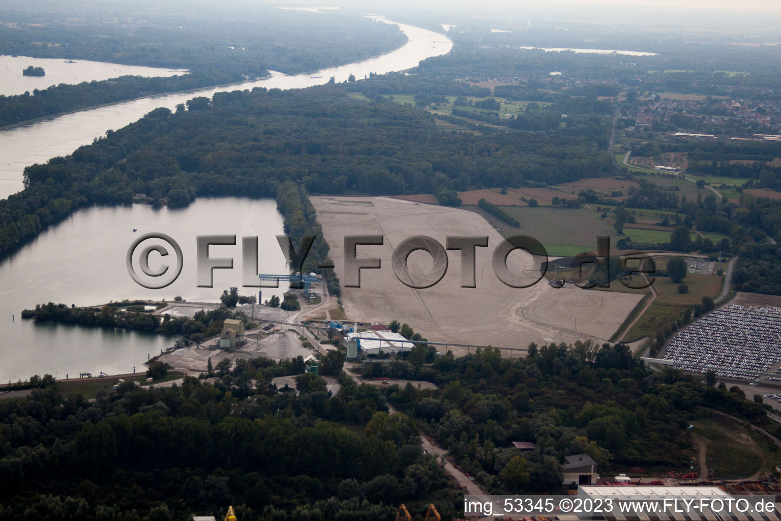 Luftbild von Lauterbourg (Elsaß) Neubau Rheinhafen im Bundesland Bas-Rhin, Frankreich
