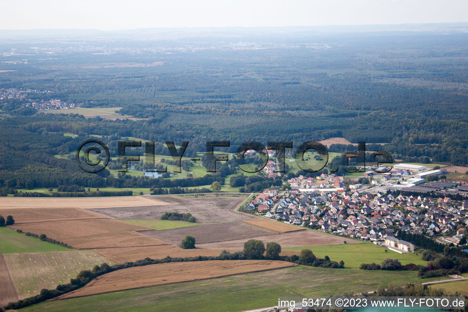 Soufflenheim im Bundesland Bas-Rhin, Frankreich von oben gesehen