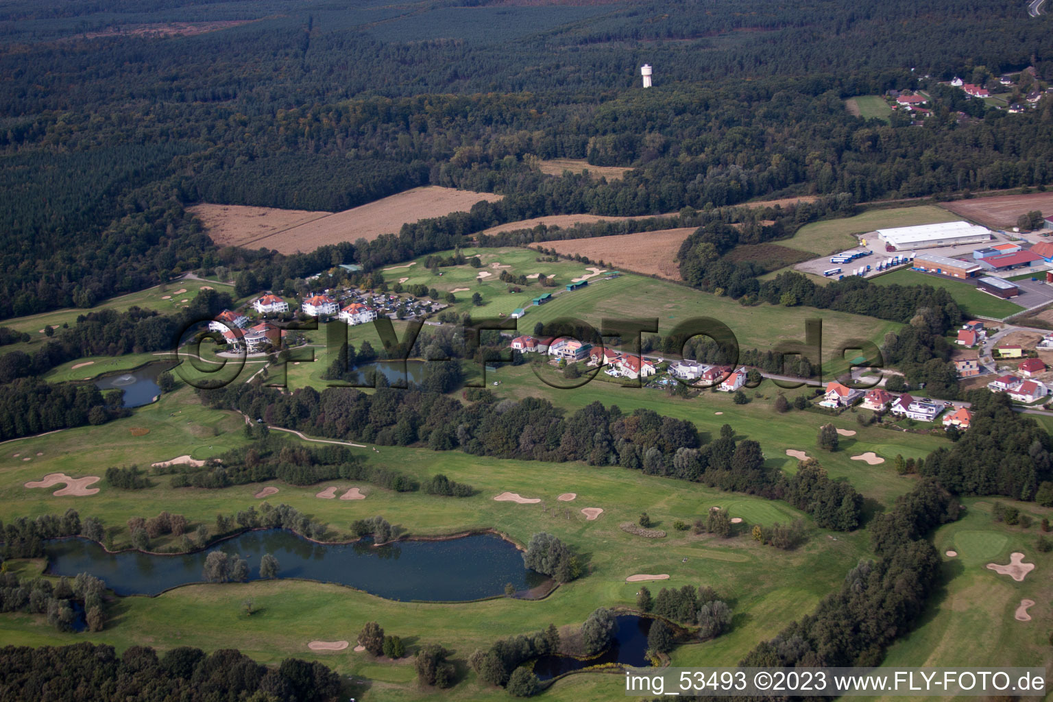 Soufflenheim, Golfclub Baden-Baden Soufflenheim im Bundesland Bas-Rhin, Frankreich aus der Luft betrachtet