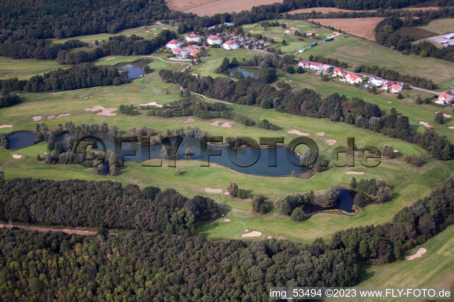Drohnenaufname von Soufflenheim, Golfclub Baden-Baden Soufflenheim im Bundesland Bas-Rhin, Frankreich