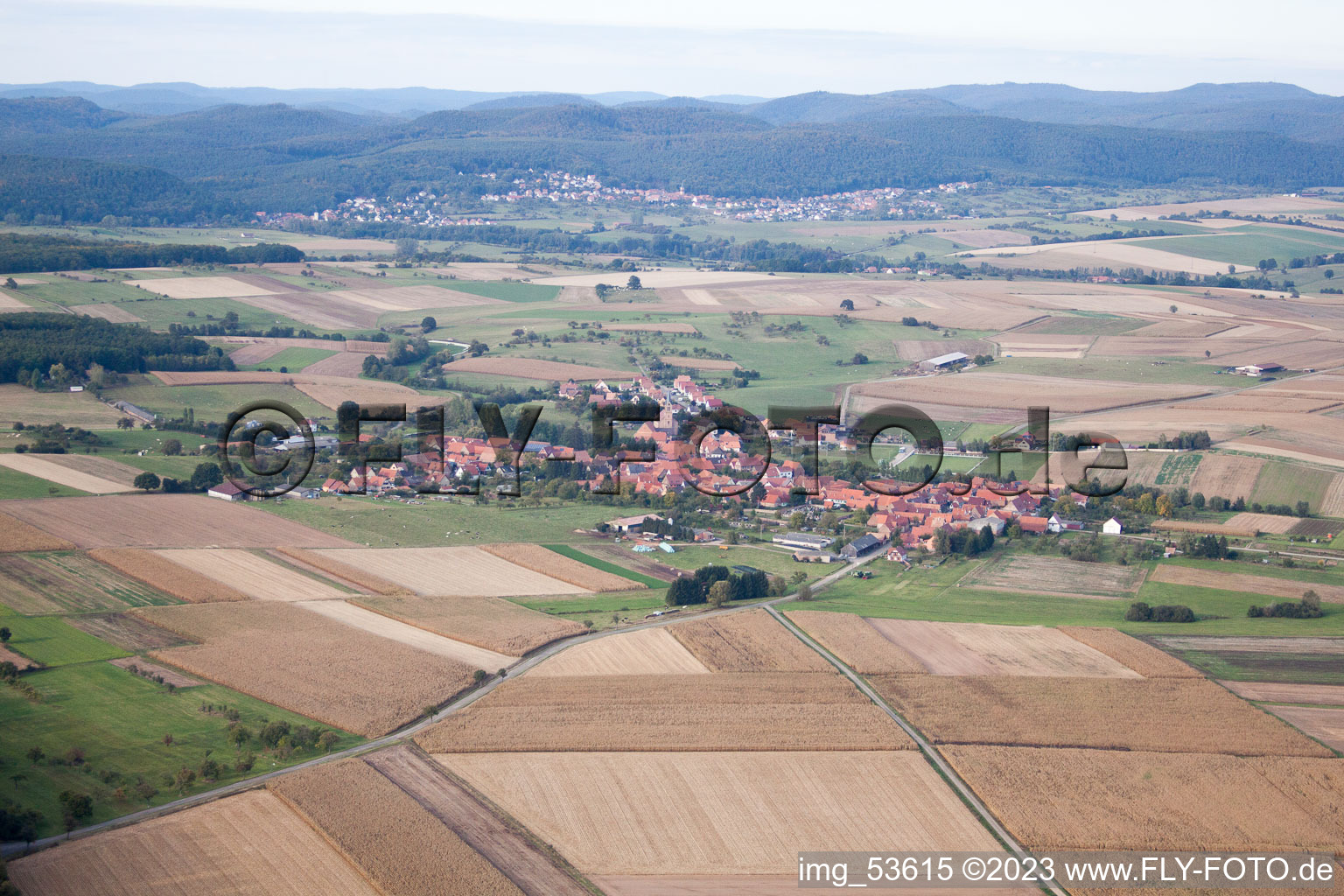 Schrägluftbild von Schillersdorf im Bundesland Bas-Rhin, Frankreich