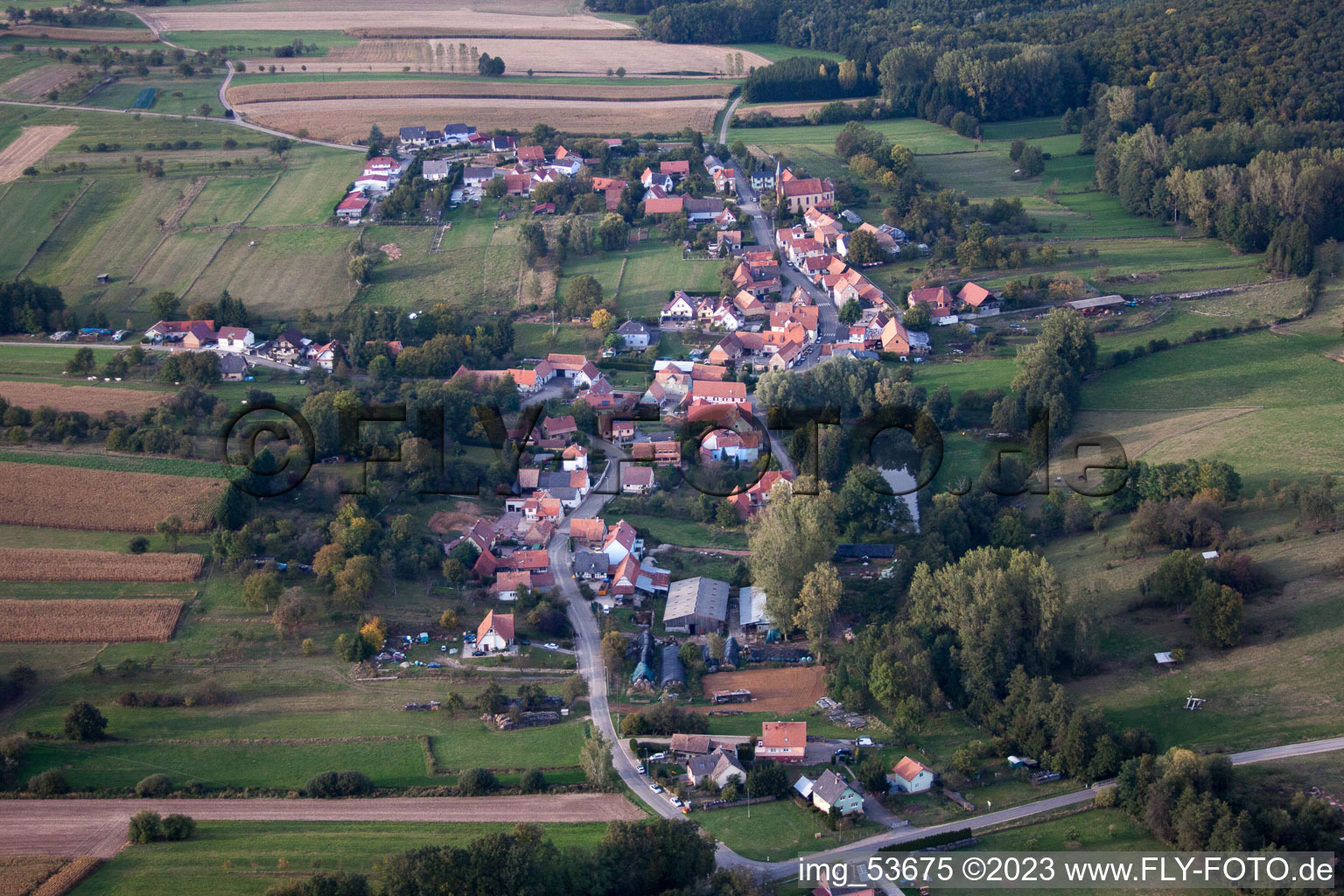 Luftaufnahme von Eberbach-près-Wœrth im Bundesland Bas-Rhin, Frankreich