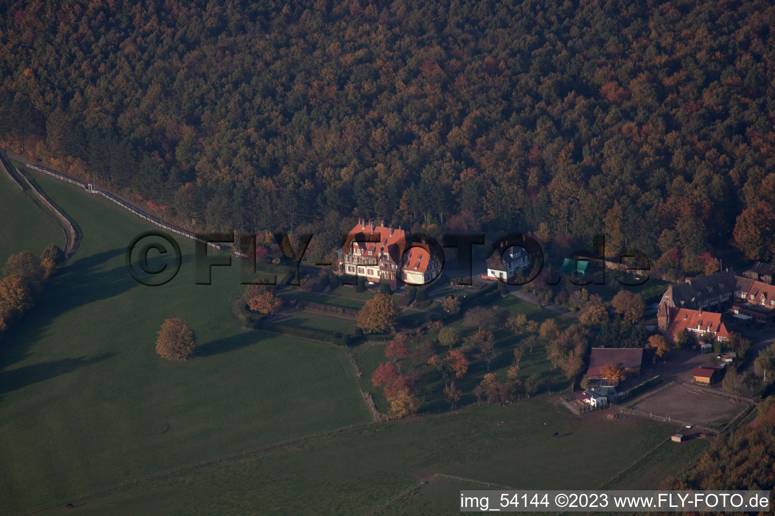 Niederbronn-les-Bains im Bundesland Bas-Rhin, Frankreich vom Flugzeug aus