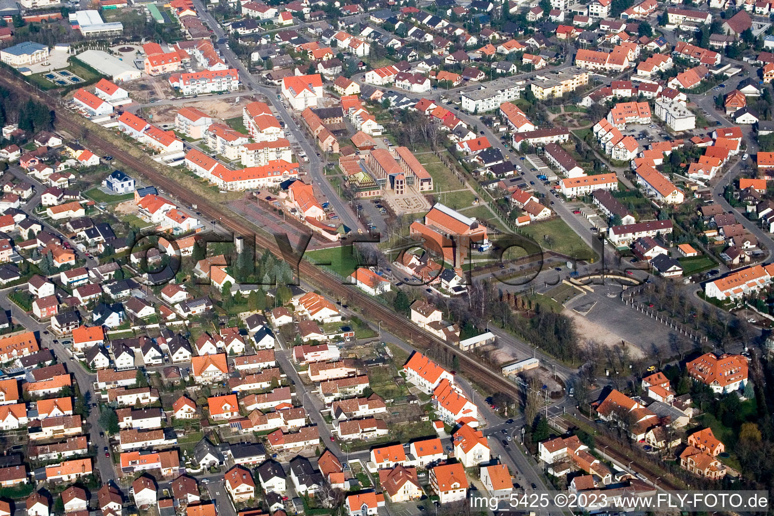 Luftbild von Jockgrim, Ziegeleimuseum, Festhalle von Südwesten im Bundesland Rheinland-Pfalz, Deutschland