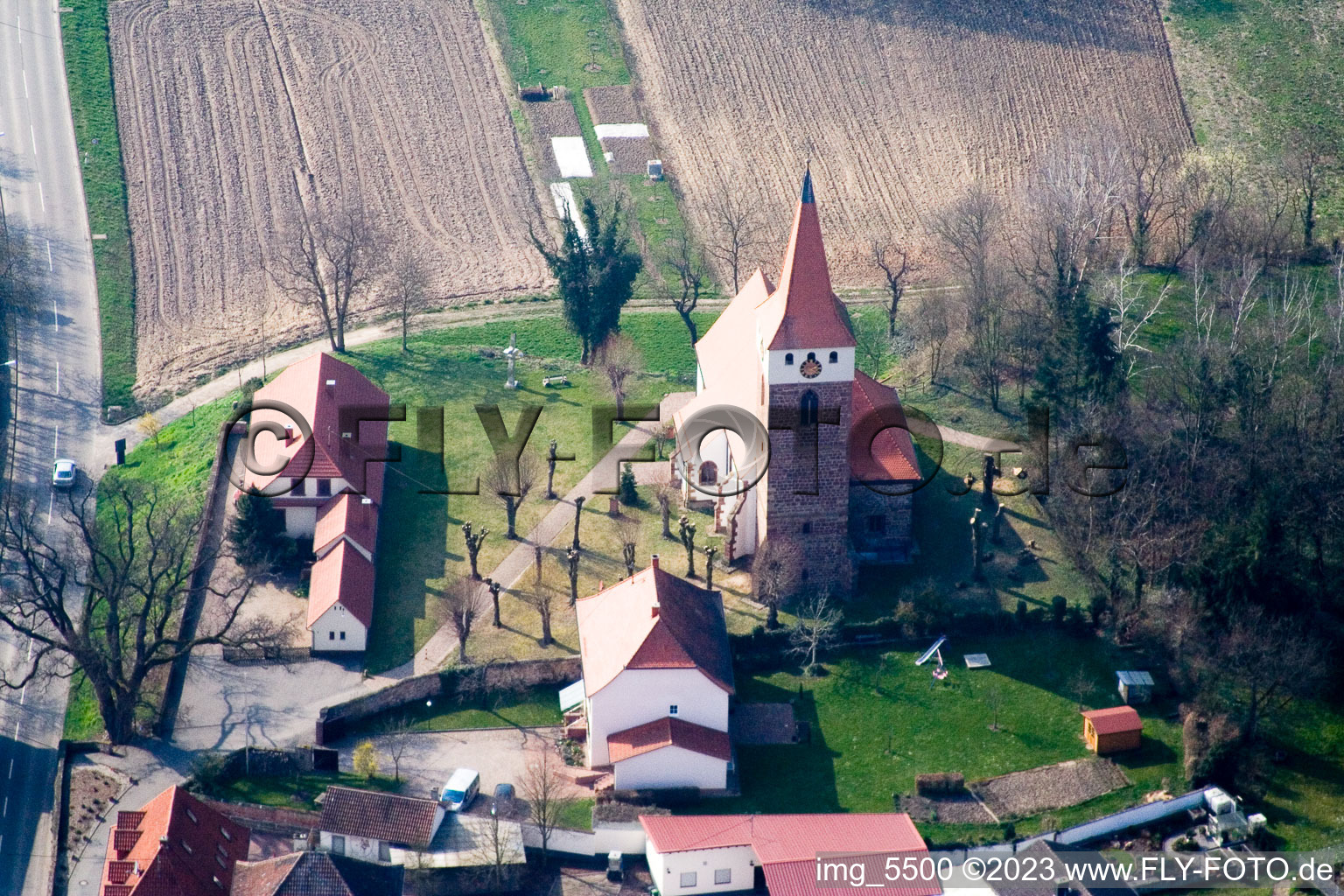 Minfeld, protestantische Kirche im Bundesland Rheinland-Pfalz, Deutschland