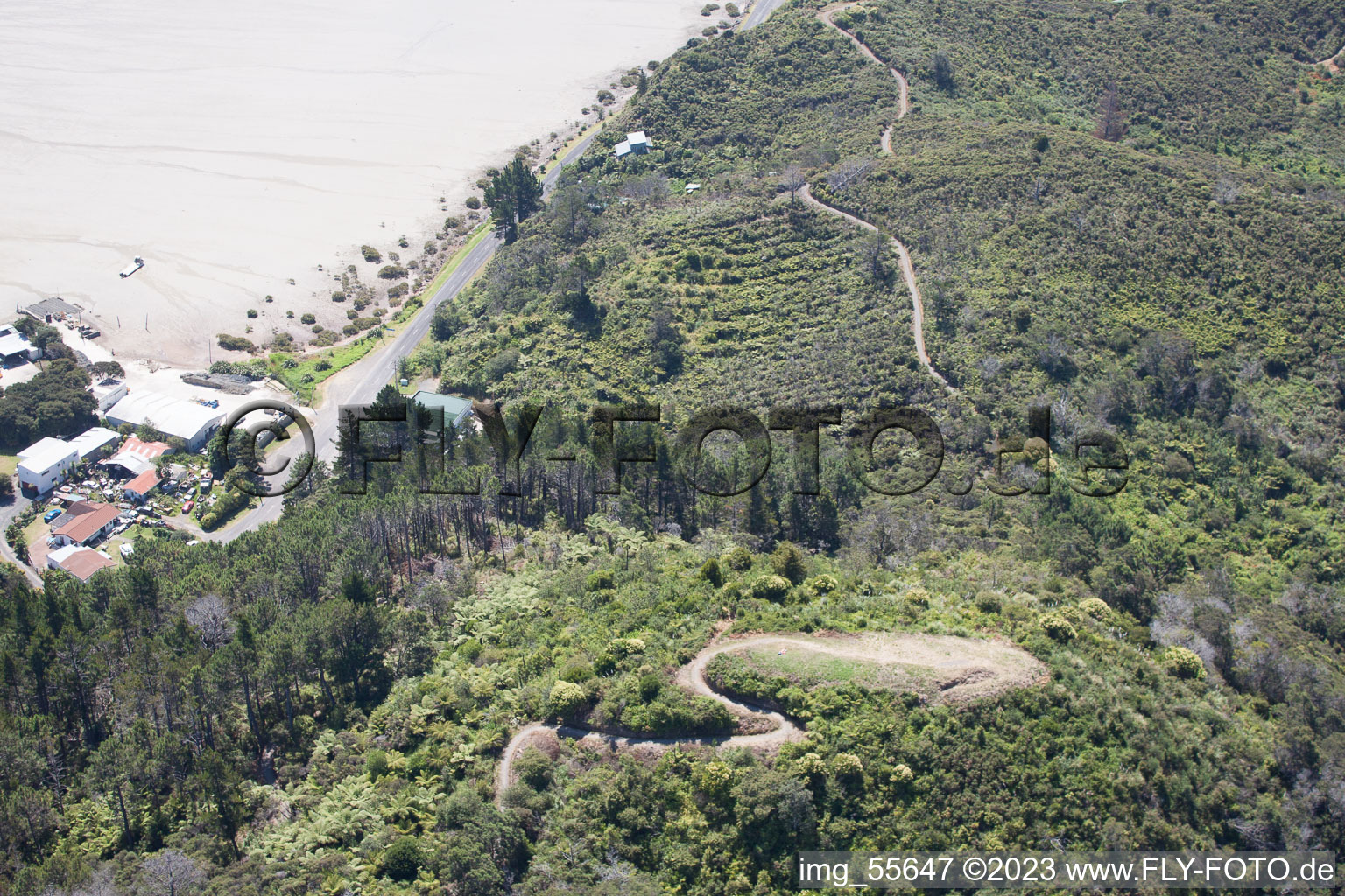 Coromandel im Bundesland Waikato, Neuseeland von der Drohne aus gesehen
