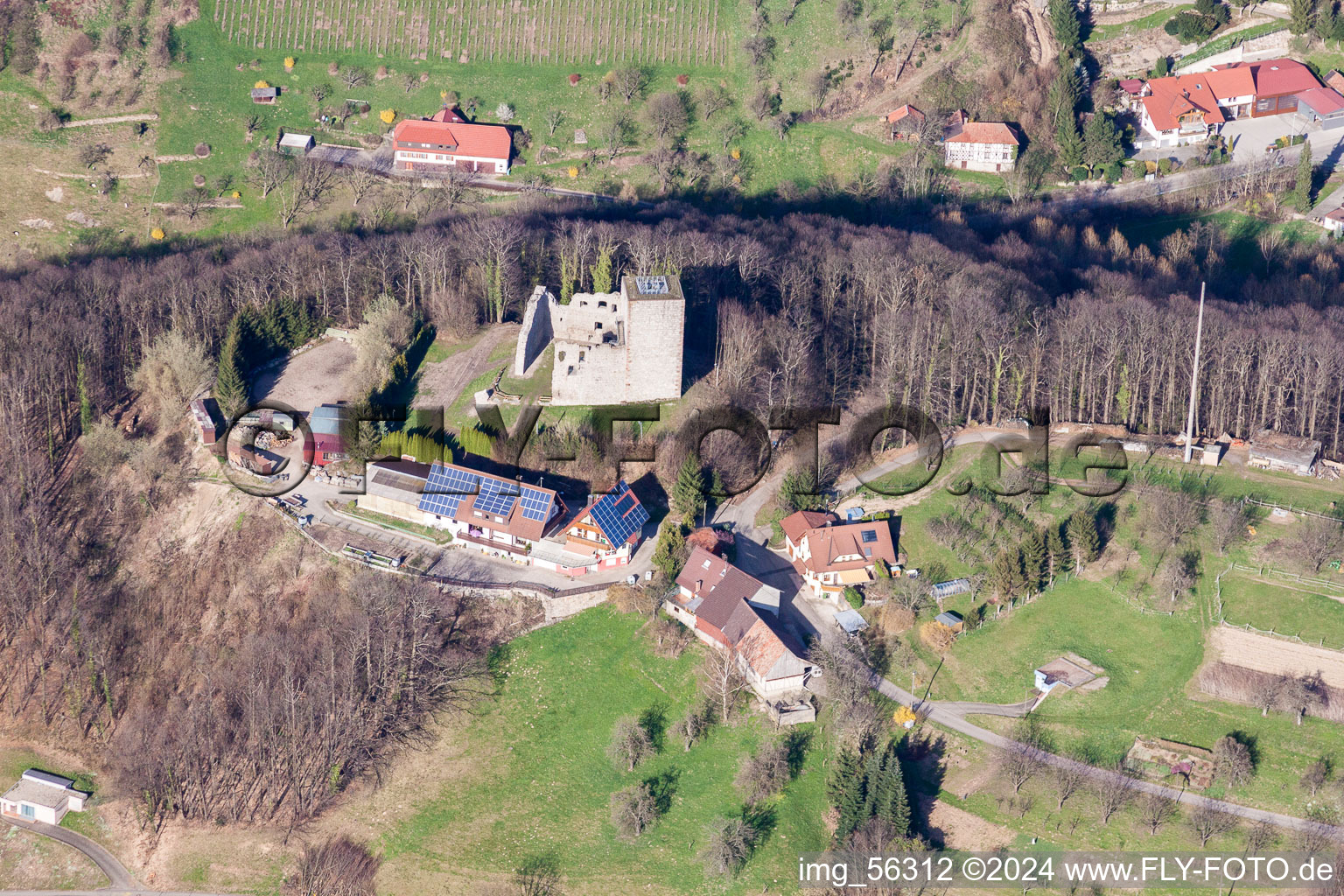Gehöft eines Bauernhofes Baumschule Ringwald im Ortsteil Obersasbach in Sasbach im Bundesland Baden-Württemberg, Deutschland