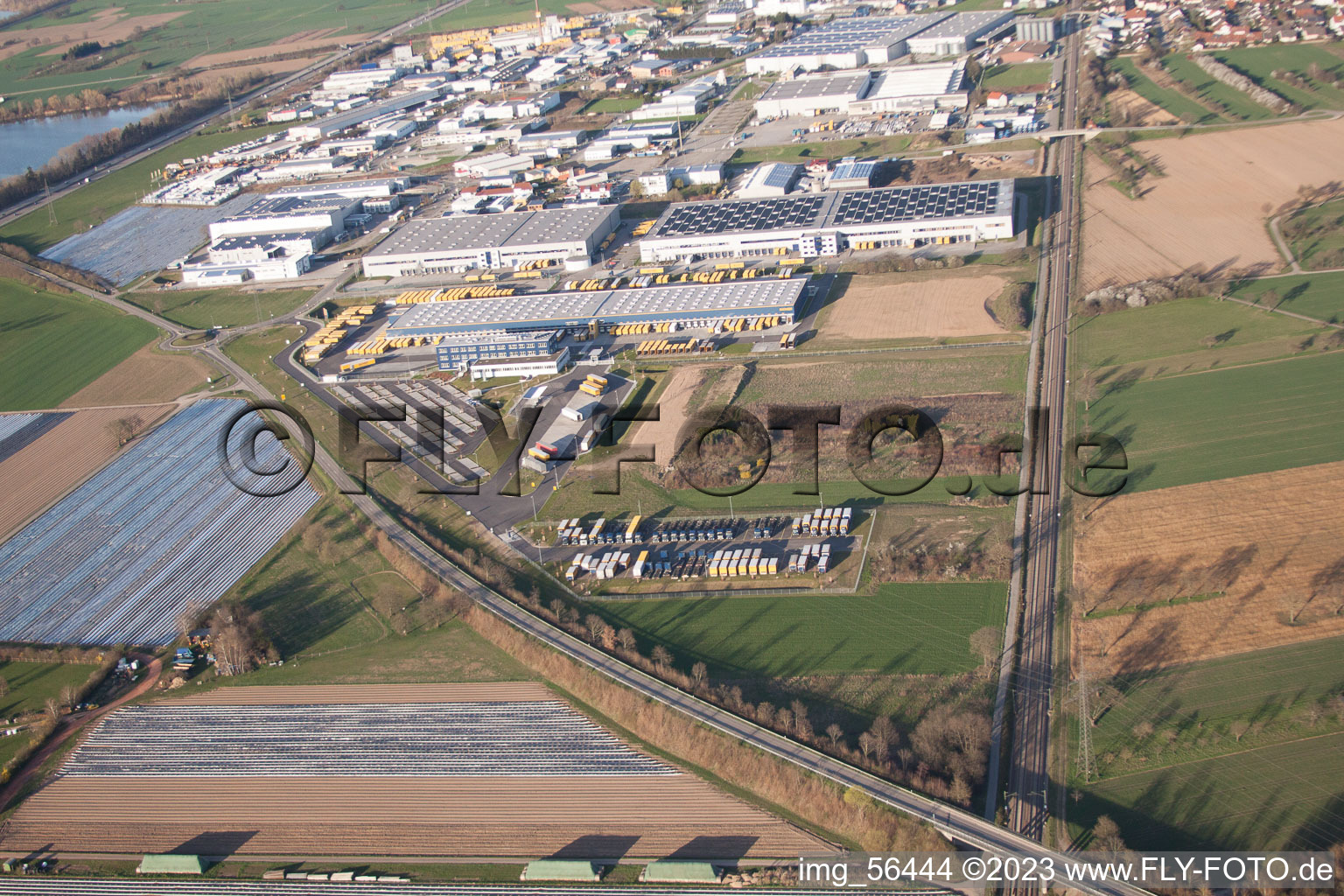 Luftbild von DACHSER Logistikzentrum Karlsruhe GmbH, Malsch im Bundesland Baden-Württemberg, Deutschland