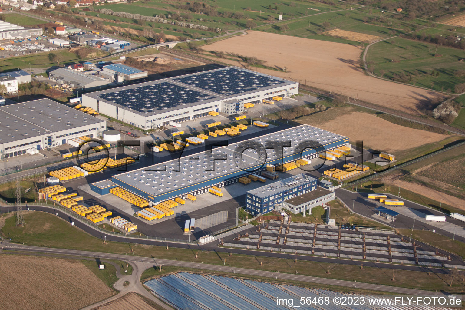 DACHSER Logistikzentrum Karlsruhe GmbH, Malsch im Bundesland Baden-Württemberg, Deutschland vom Flugzeug aus
