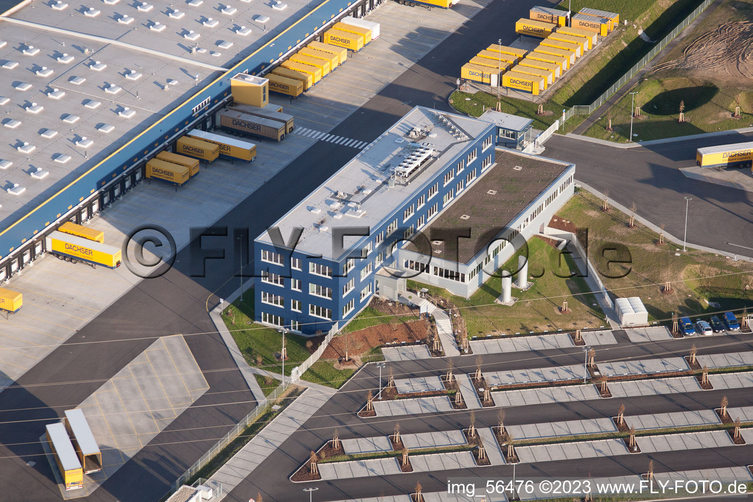 DACHSER Logistikzentrum Karlsruhe GmbH, Malsch im Bundesland Baden-Württemberg, Deutschland von der Drohne aus gesehen