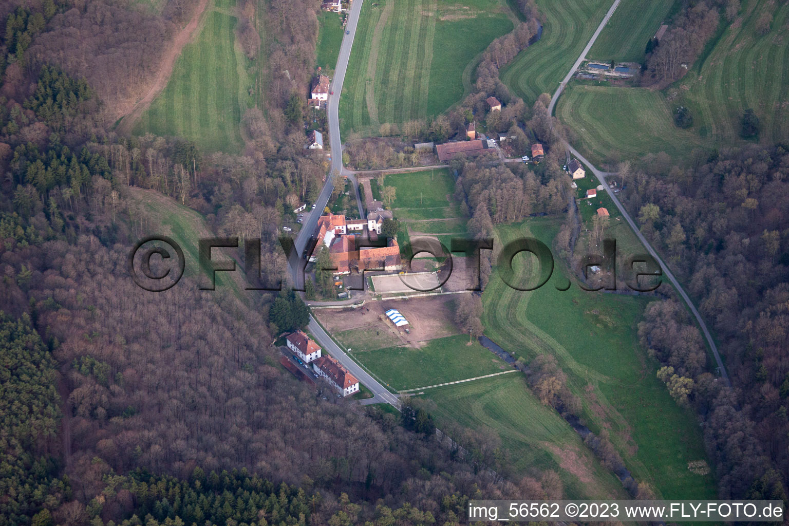 Sankt Germannshof im Bundesland Rheinland-Pfalz, Deutschland von oben gesehen