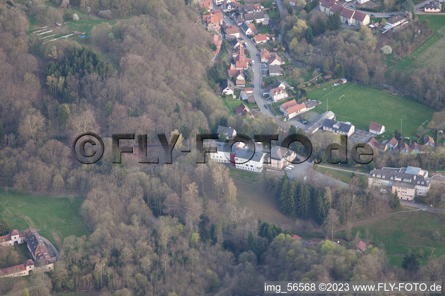 Luftaufnahme von Weiler bei Wissembourg(Elsaß) im Bundesland Bas-Rhin, Frankreich