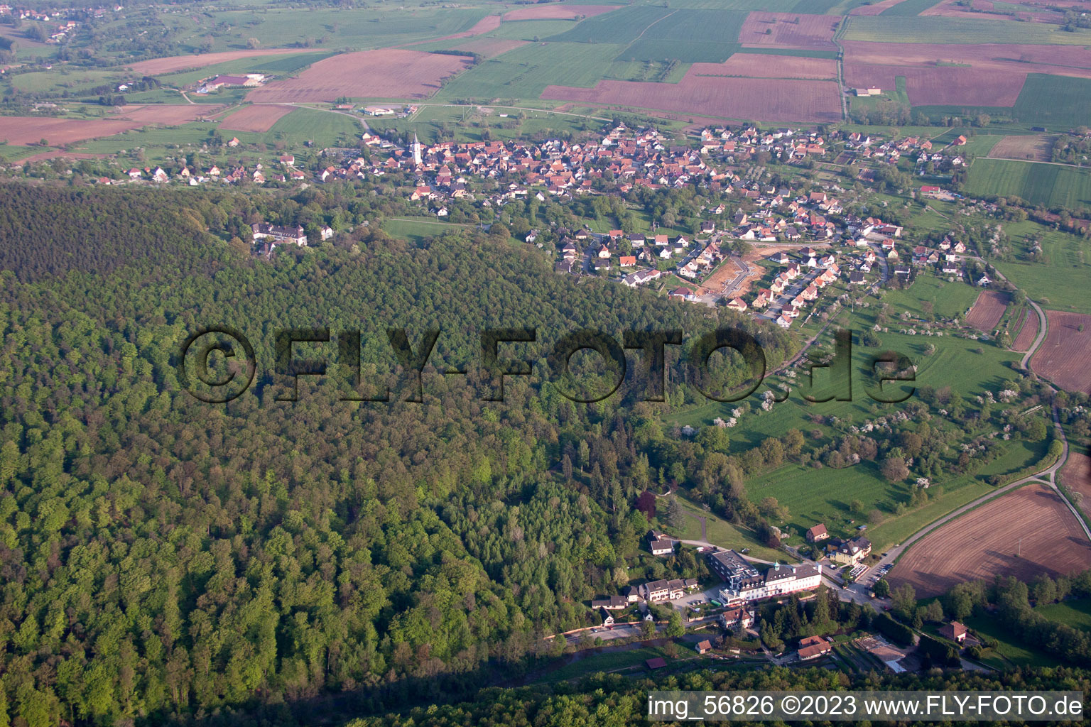 Langensoultzbach im Bundesland Bas-Rhin, Frankreich aus der Vogelperspektive