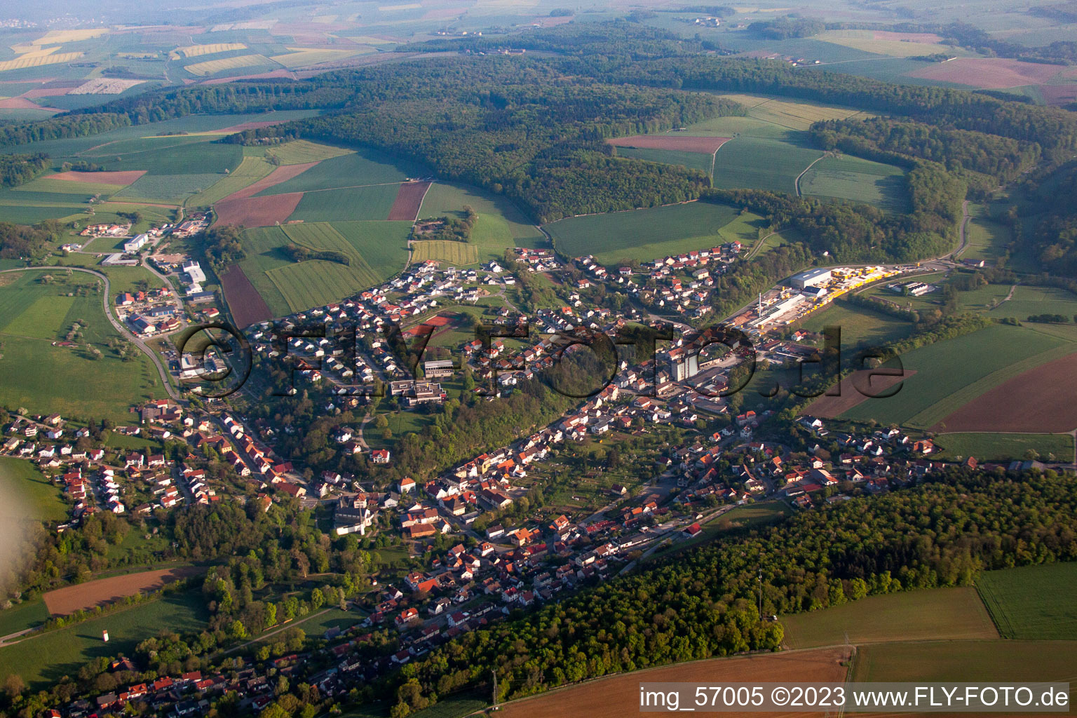 Luftbild von Billigheim, Neckar-Odenwald-Kreis im Bundesland Baden-Württemberg, Deutschland