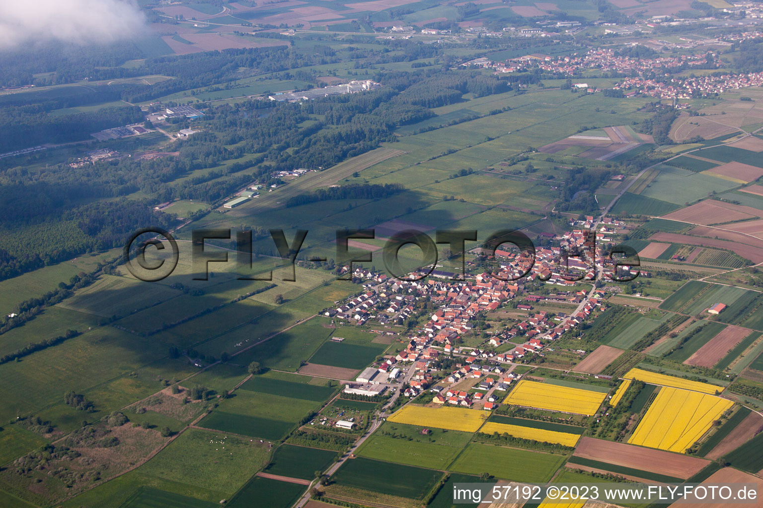 Schweighofen im Bundesland Rheinland-Pfalz, Deutschland von oben gesehen