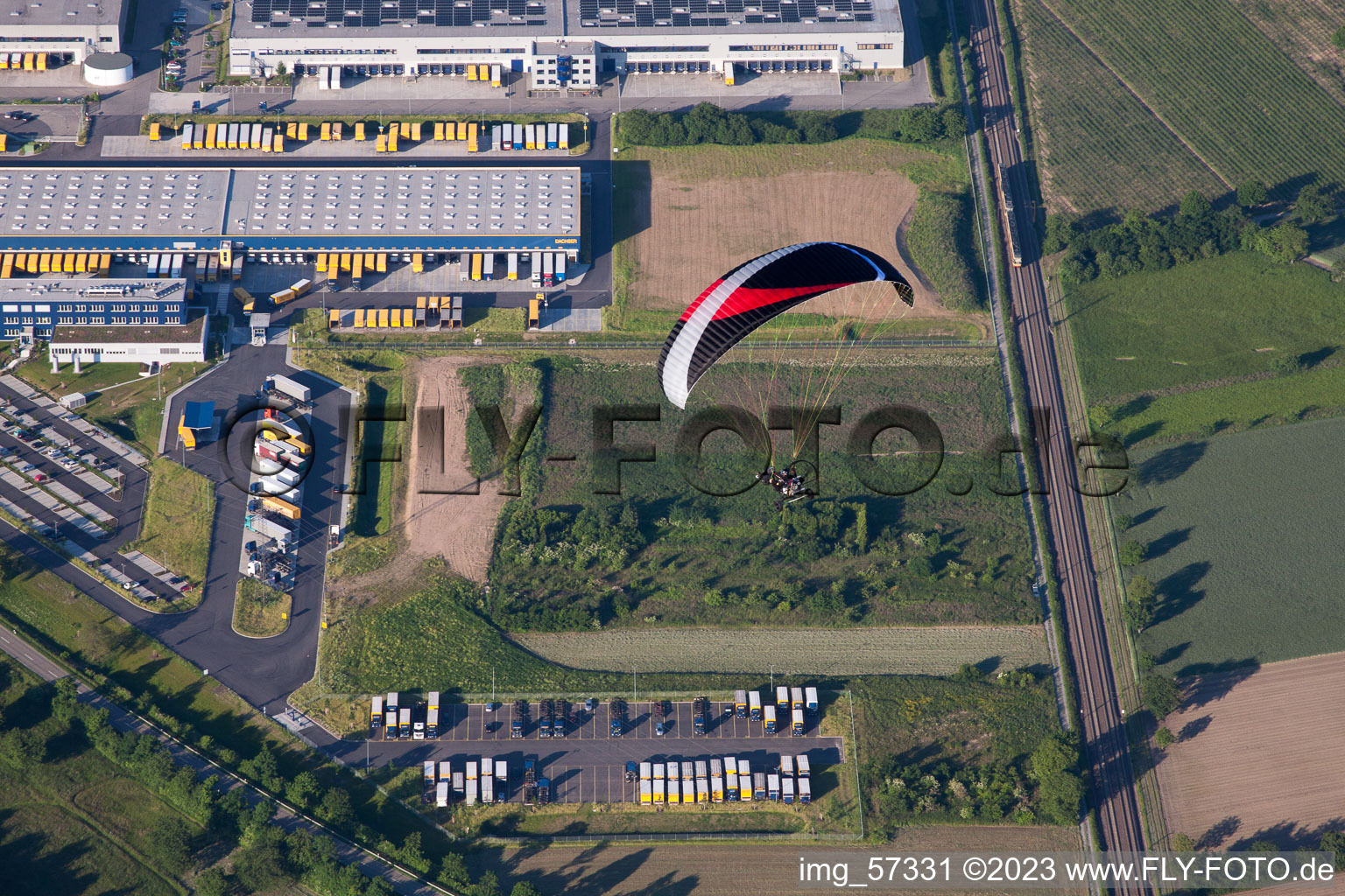 Luftbild von Malsch, Industriegebiet in Muggensturm im Bundesland Baden-Württemberg, Deutschland